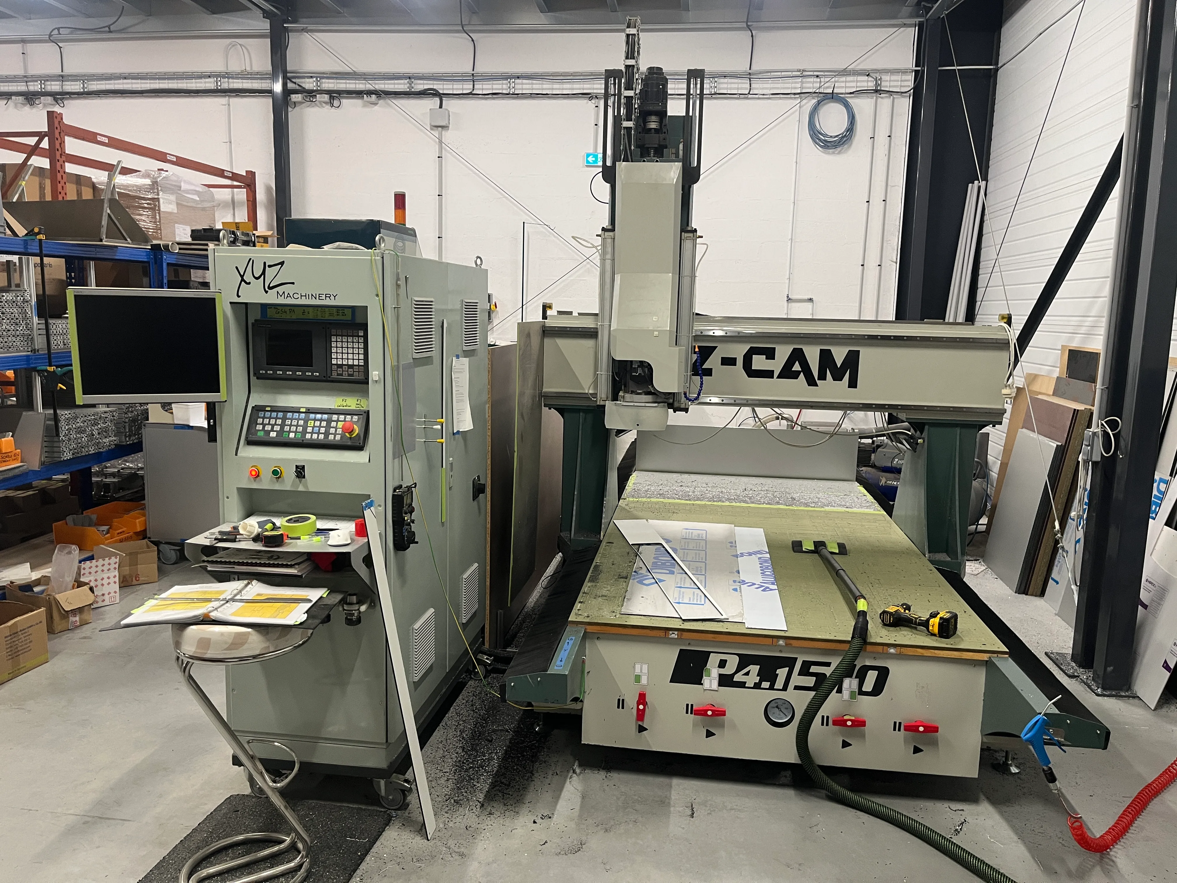 CNC machine in the Collégien workshop